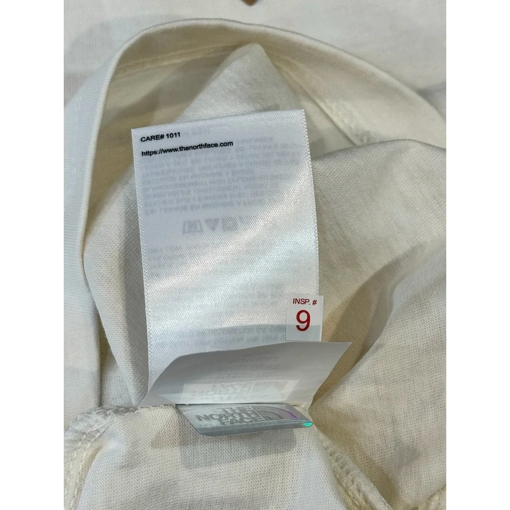 The North Face Women's Woodgrain Half Dome Logo T-Shirt White Blue Small  NWT - Picture 7 of 8
